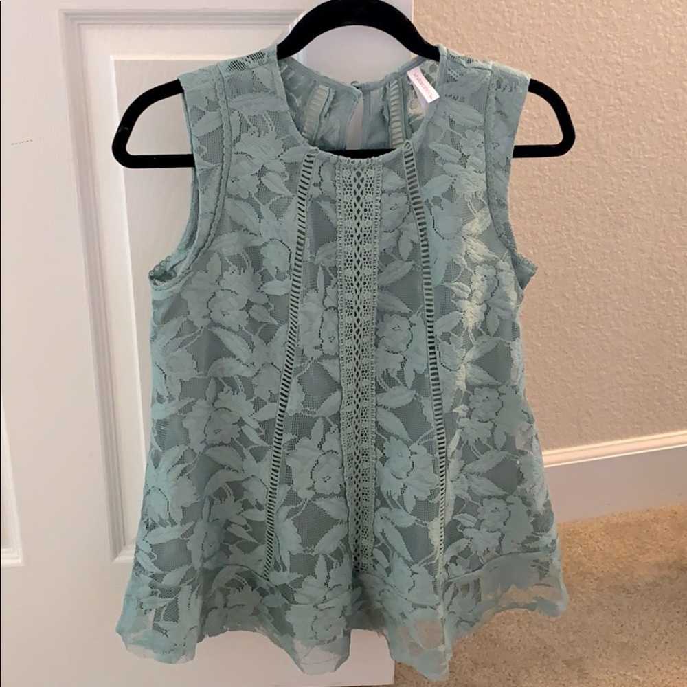 Women’s blouse